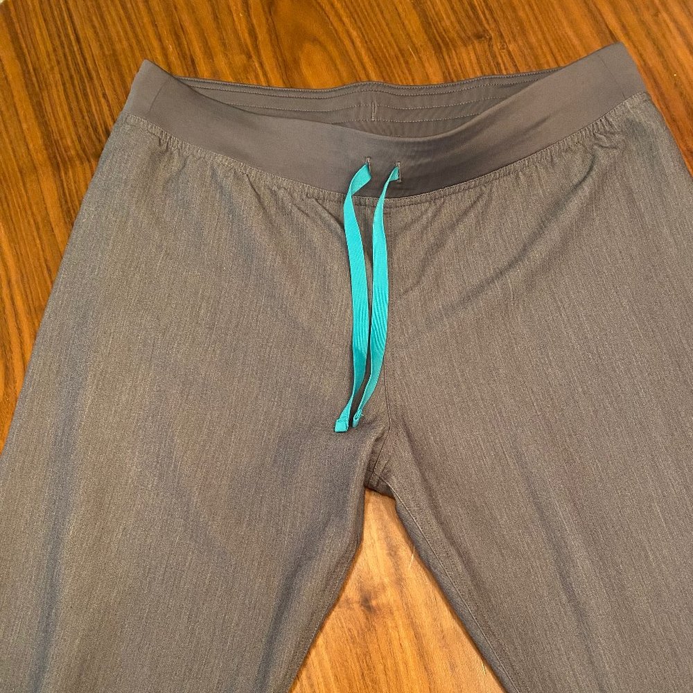Figs Basic Scrub Pants - Graphite (L)